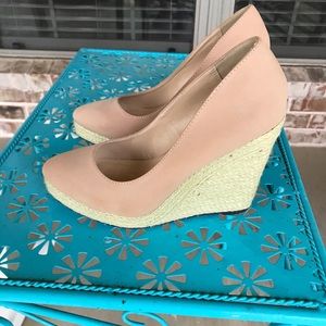 Michael Antonio Tan Suede Wedge Pumps Sz 7.5